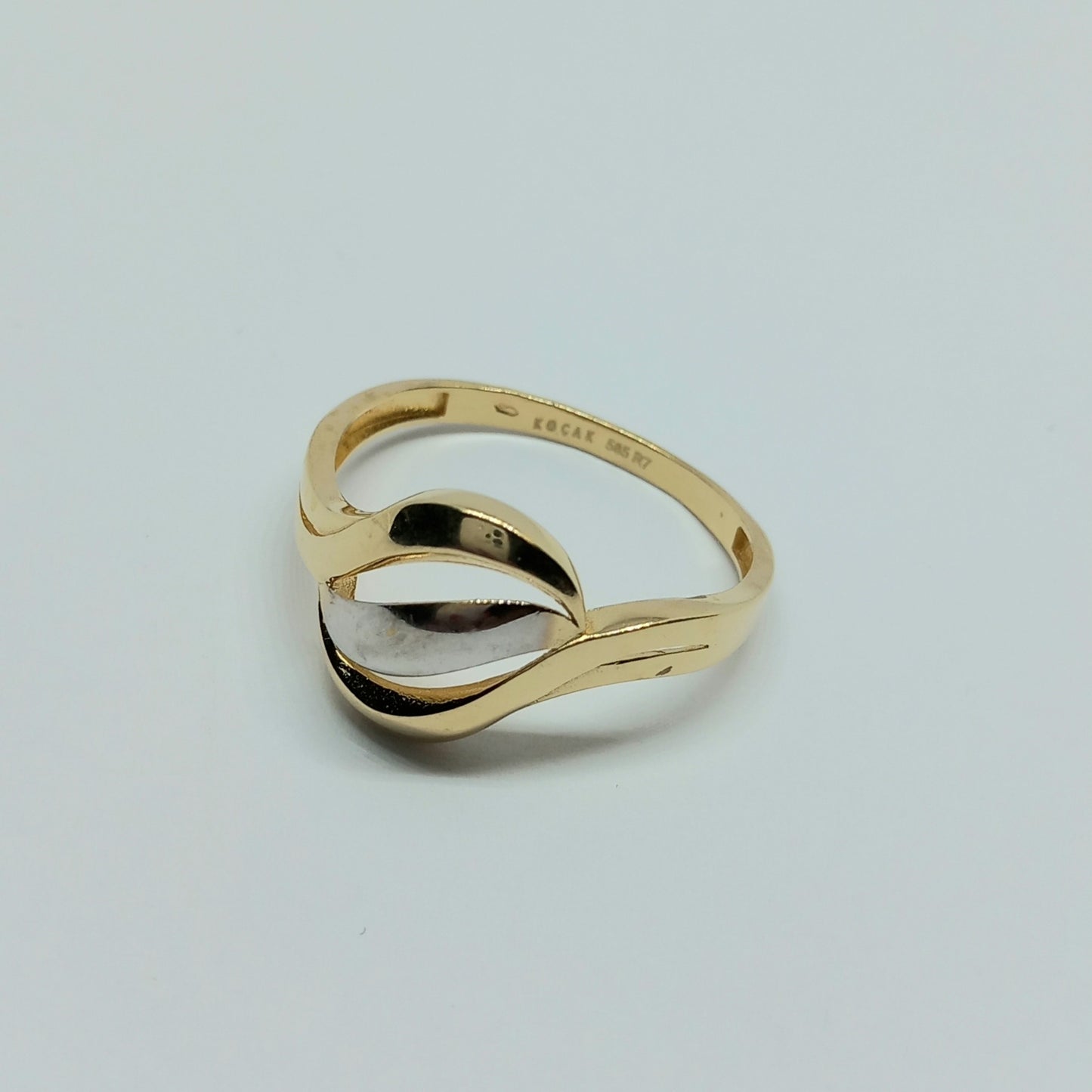 Zlatý prsten 14k 585/1000 - zlato žluté a bílé - použité - vel. 64