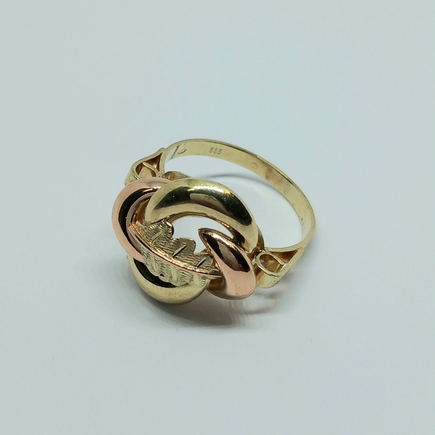Zlatý prsten 14k 585/1000 - zlato žluté a červené - použité - vel. 56