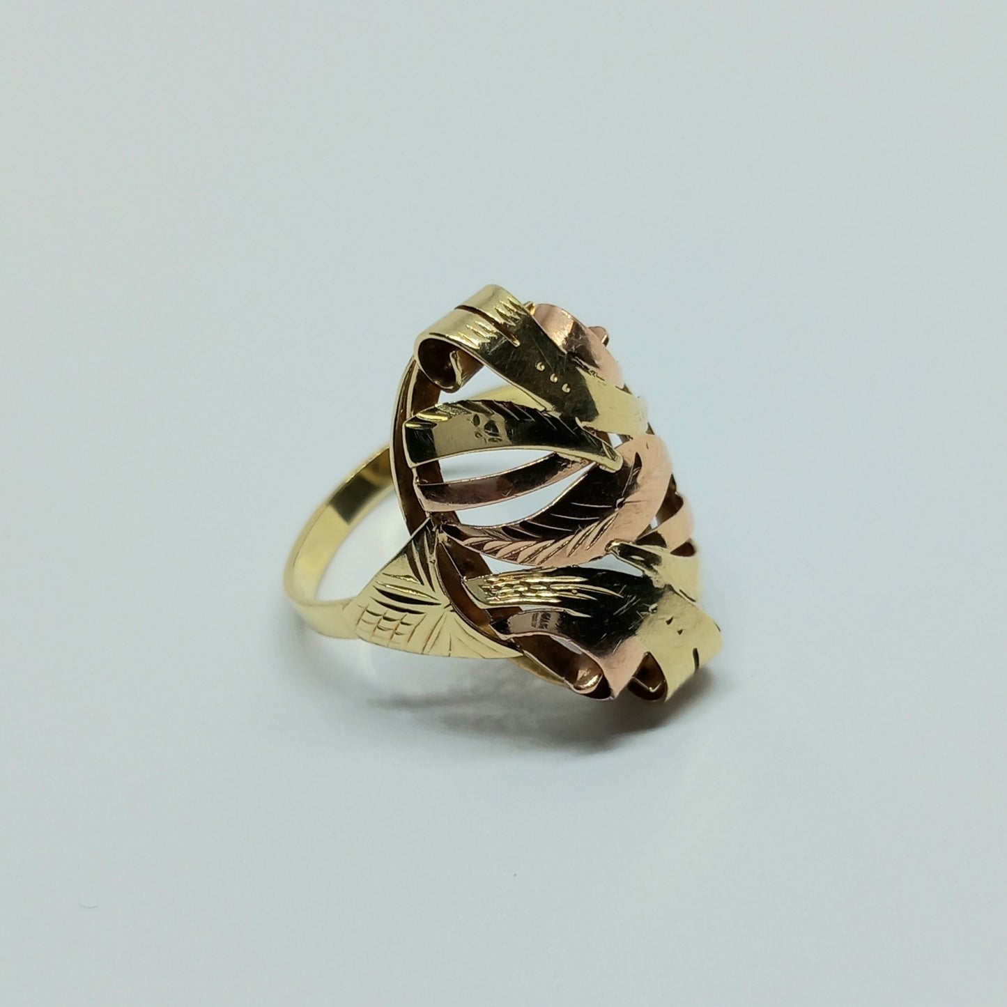 Zlatý prsten 14k 585/1000 - zlato žluté a červené - použité - vel. 61