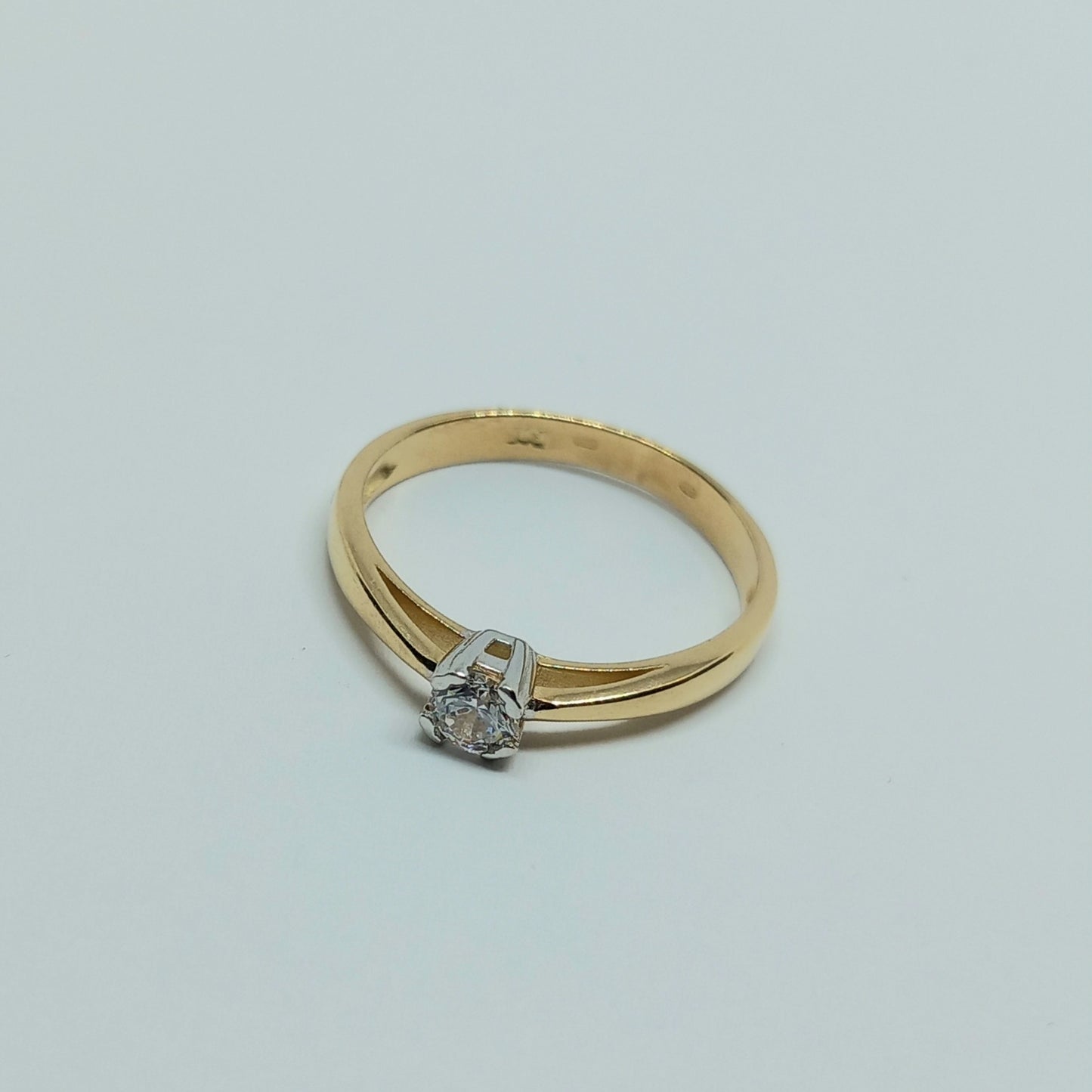 Zlatý prsten 14k 585/1000 - zlato žluté a bílé - nové - vel. 56