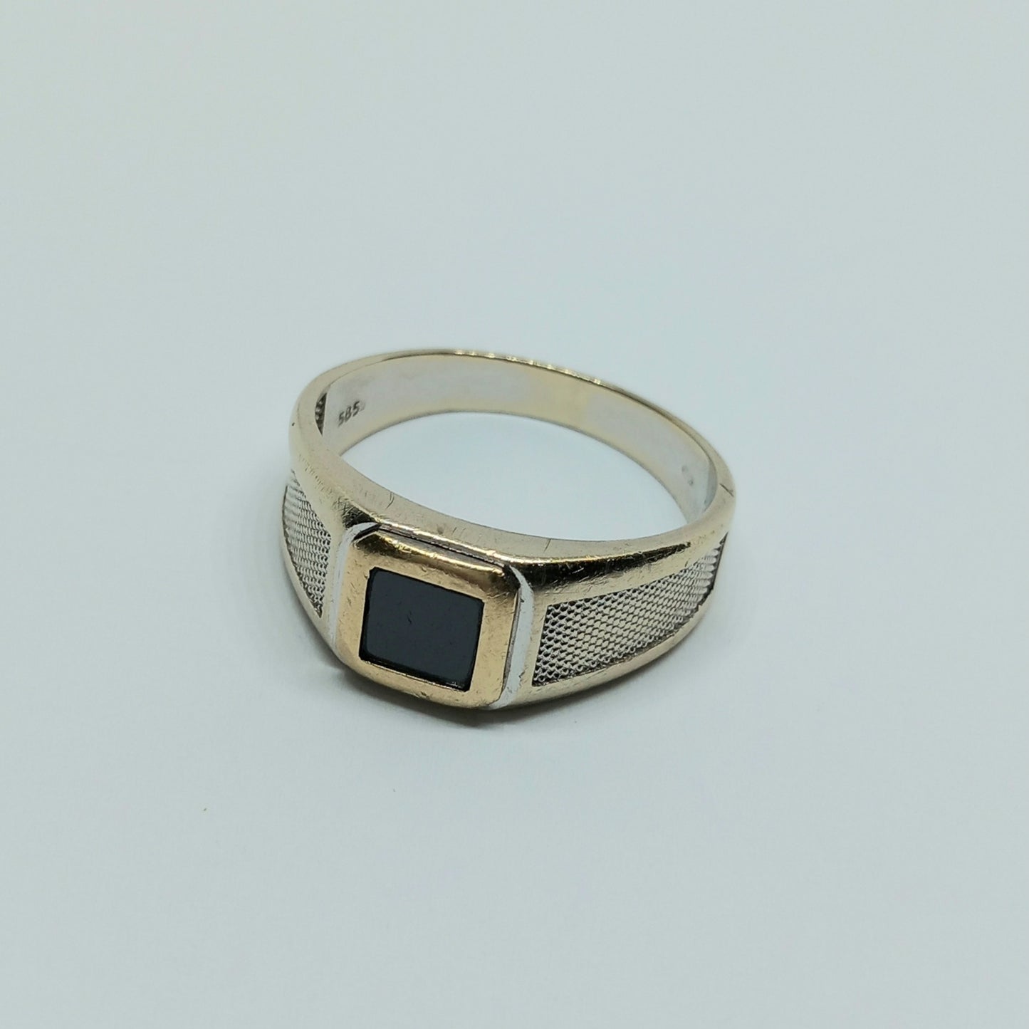Zlatý prsten 14k 585/1000 - zlato žluté a bílé - použité - vel. 63