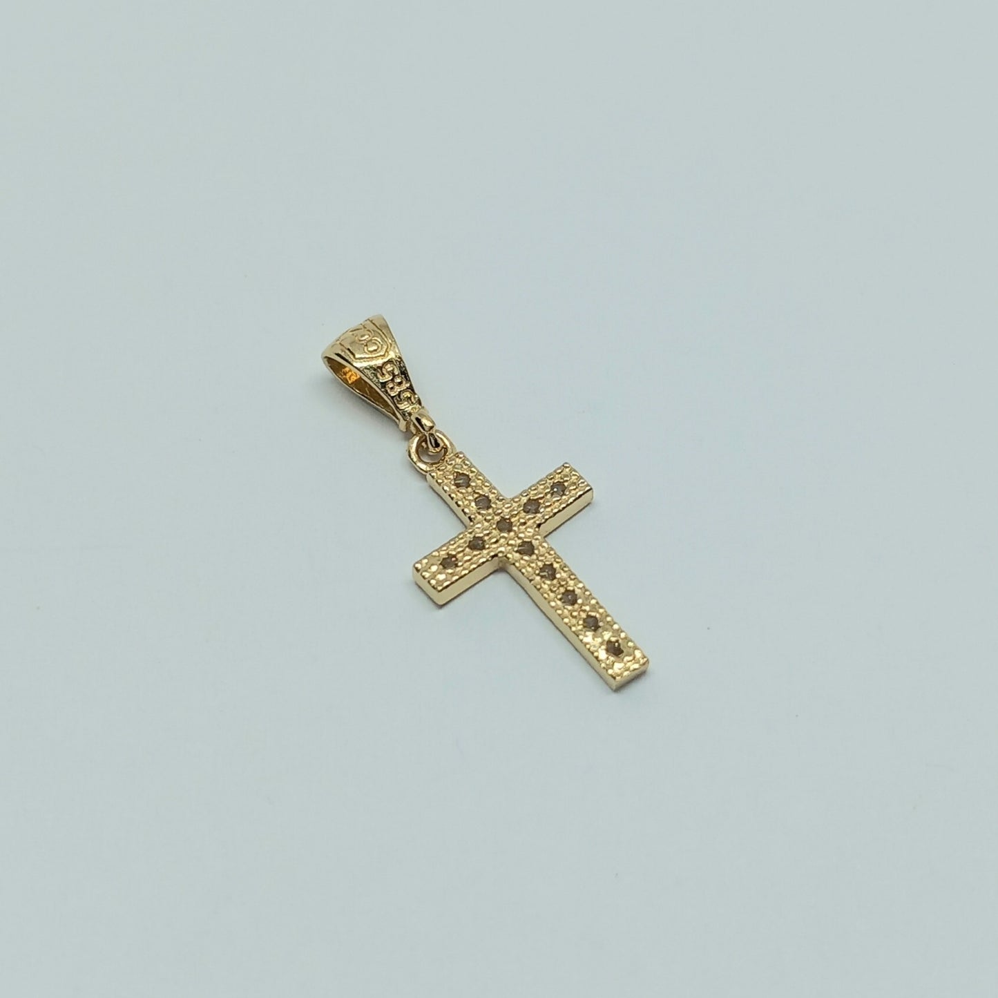 Zlatý přívěšek 14k 585/1000 Kříž - zlato žluté - jako nové