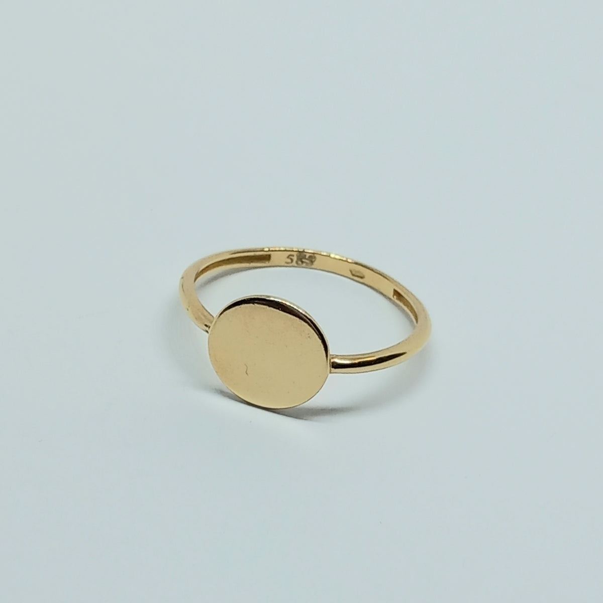 Dámský prsten ze žlutého zlata 14k . vel. 56 . 1,41g . stav A1
