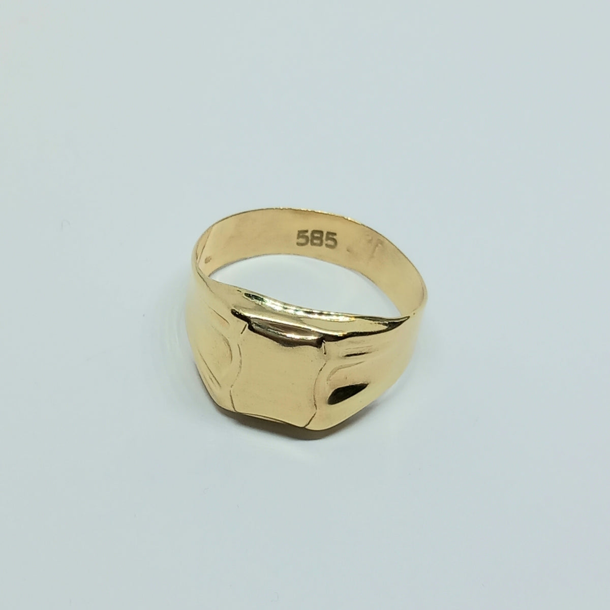 Pánský prsten ze žlutého zlata 14k . vel. 67 . 3,46g . stav A1