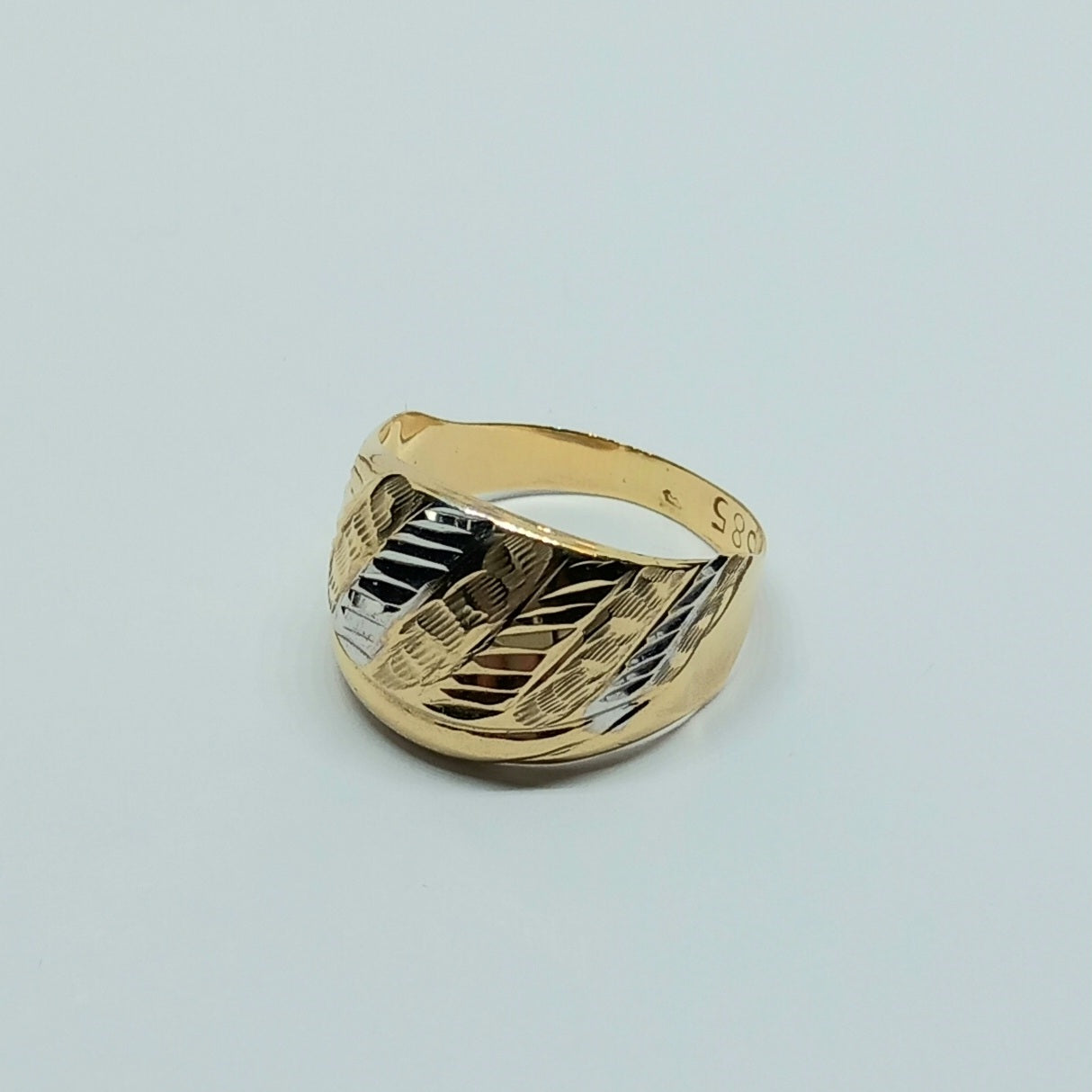 Dámský prsten ze žlutého a bílého zlata 14k . vel. 58 . 1,89g . stav B