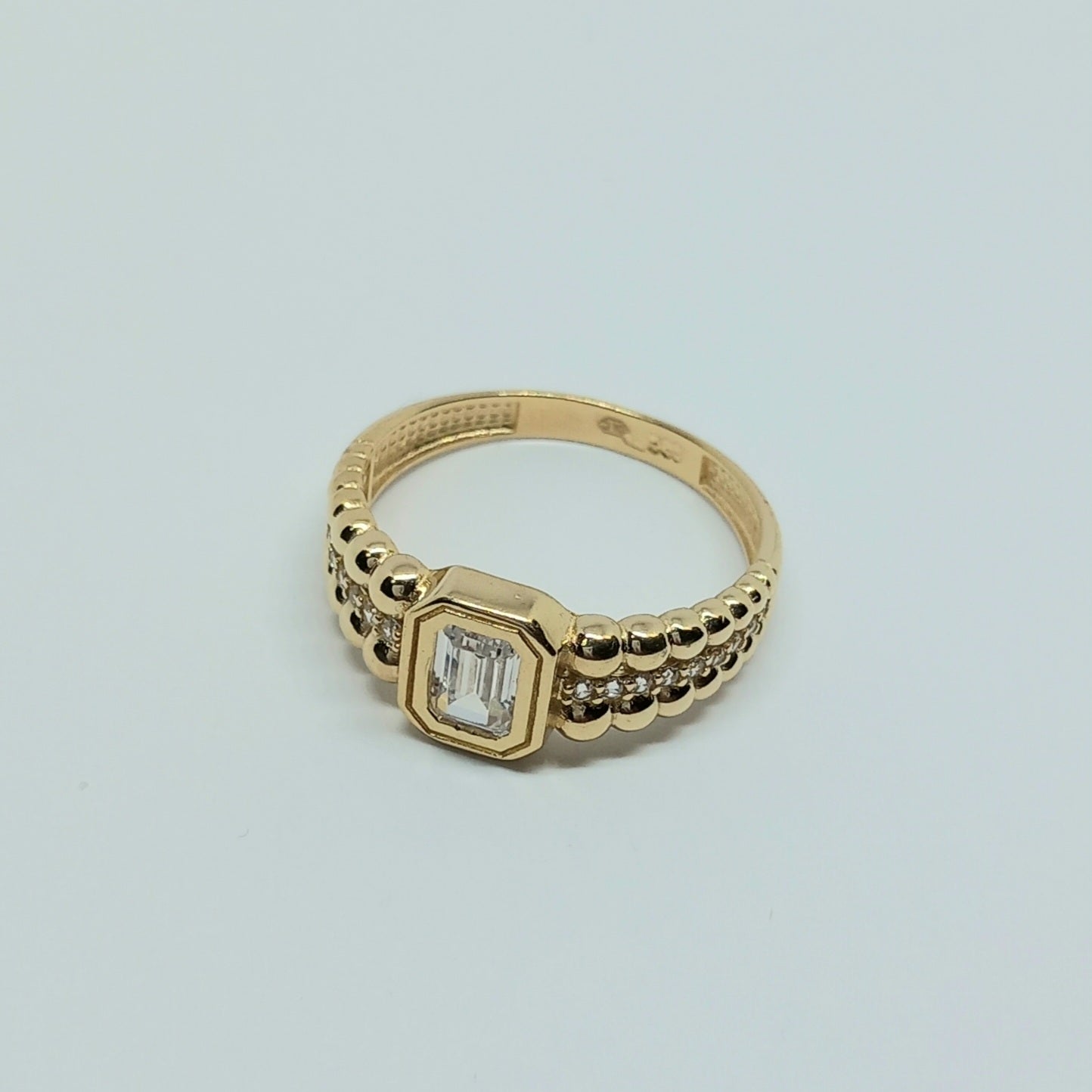Zlatý prsten 14k 585/1000 - zlato žluté - použité - vel. 60