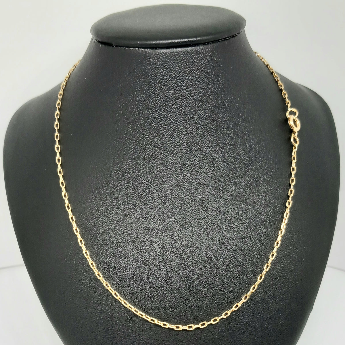 Dámský řetěz z růžového zlata 14k . Pilka . 3,98g . 48cm . stav A