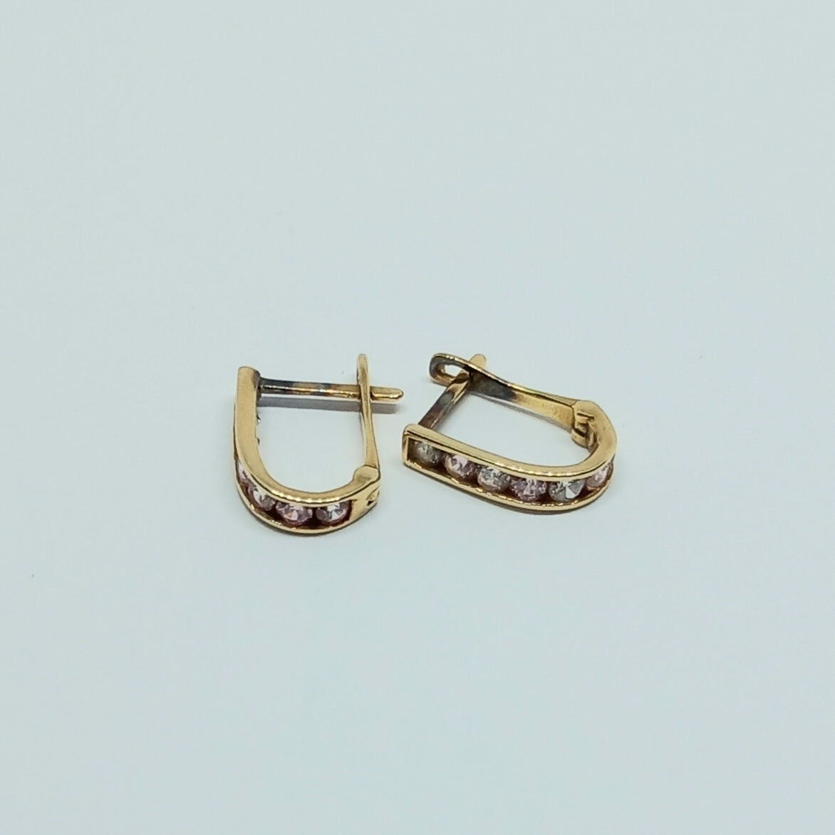 Náušnice visací ze žlutého zlata 14k . 1,14g . stav C