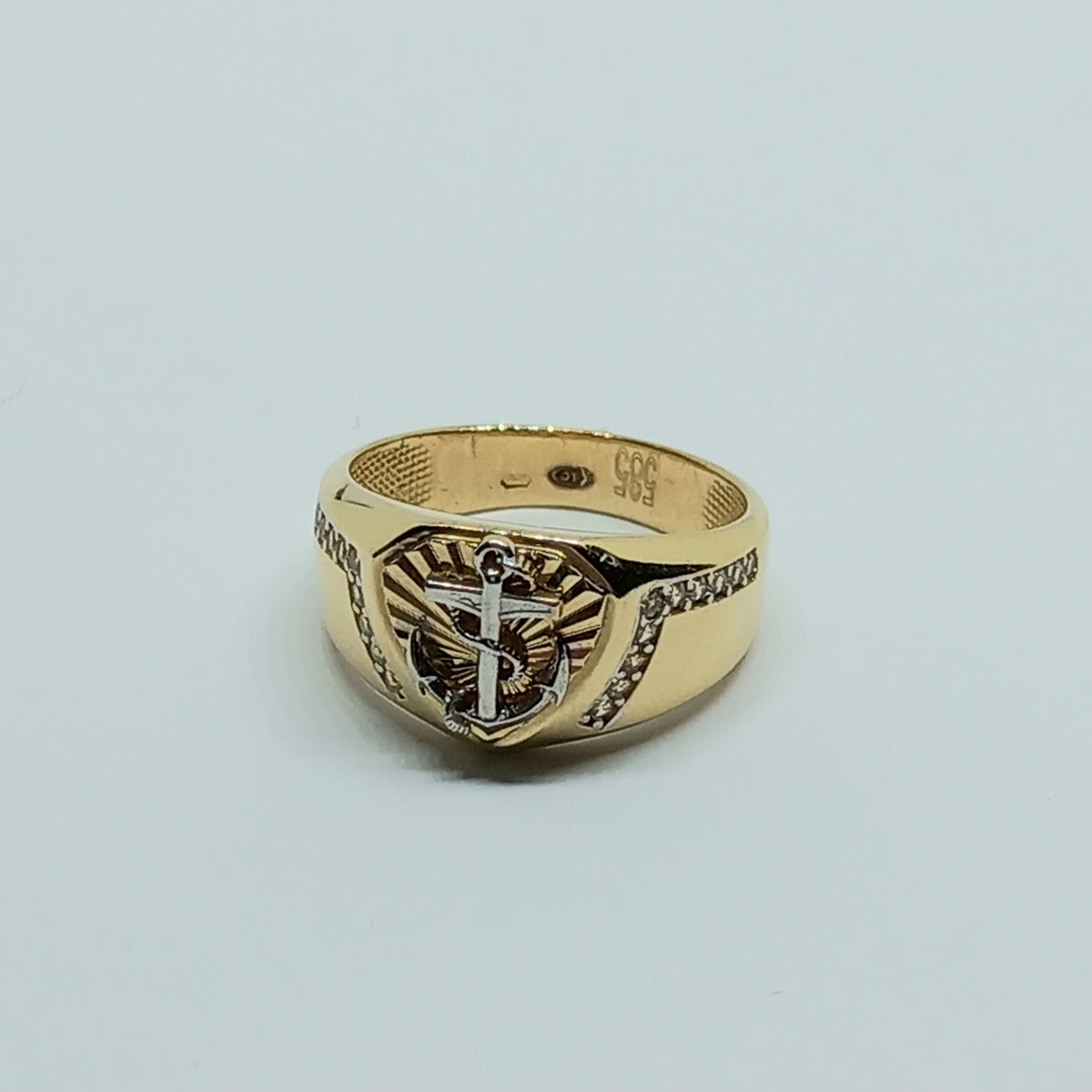 Dětský prsten ze žlutého a bílého zlata 14k . vel. 50 . 3,23g . stav A1