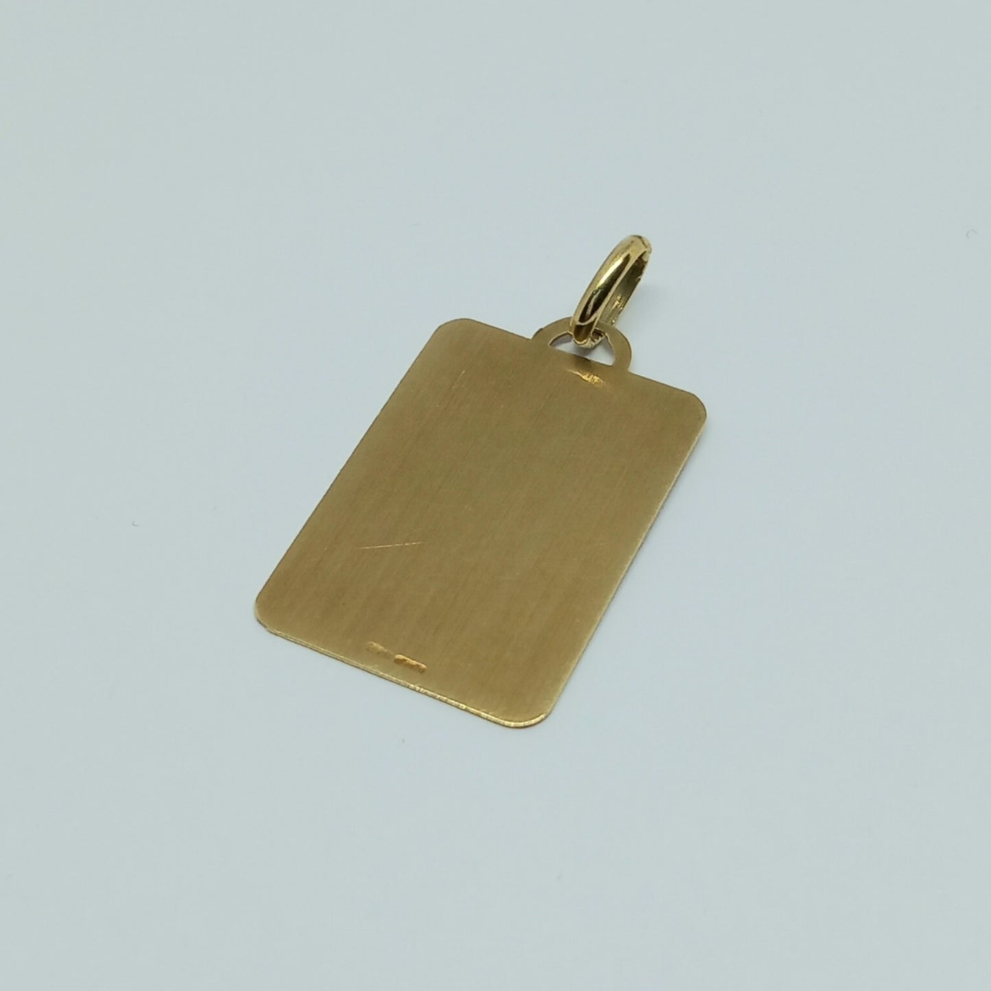 Zlatý přívěšek Placka