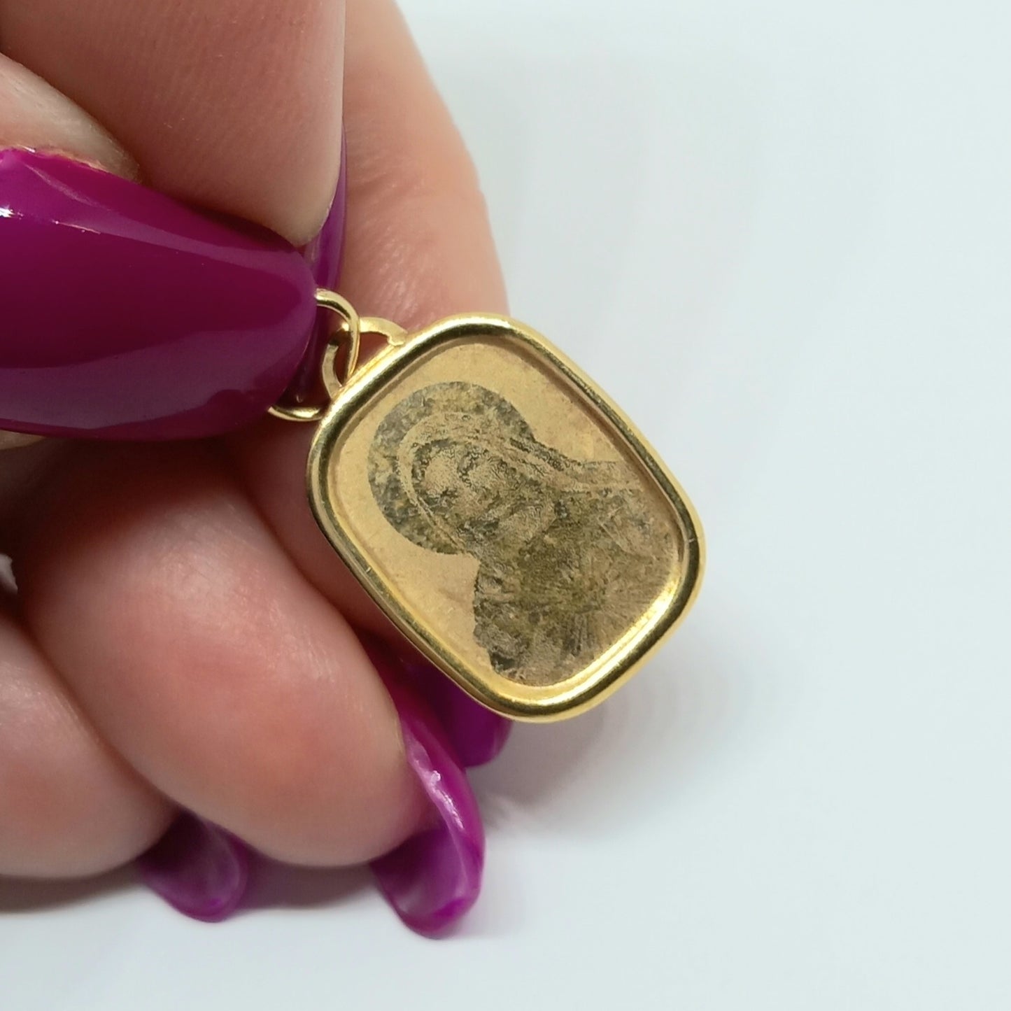 Zlatý přívěšek 14K 585/1000 Madona - zlato žluté - použité