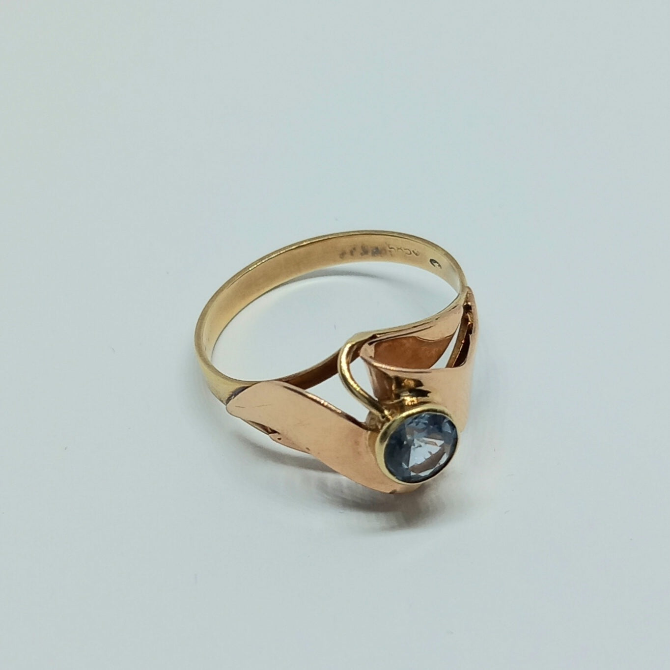 Zlatý prsten 14k 585/1000 - zlato žluté a červené - použité - vel. 56
