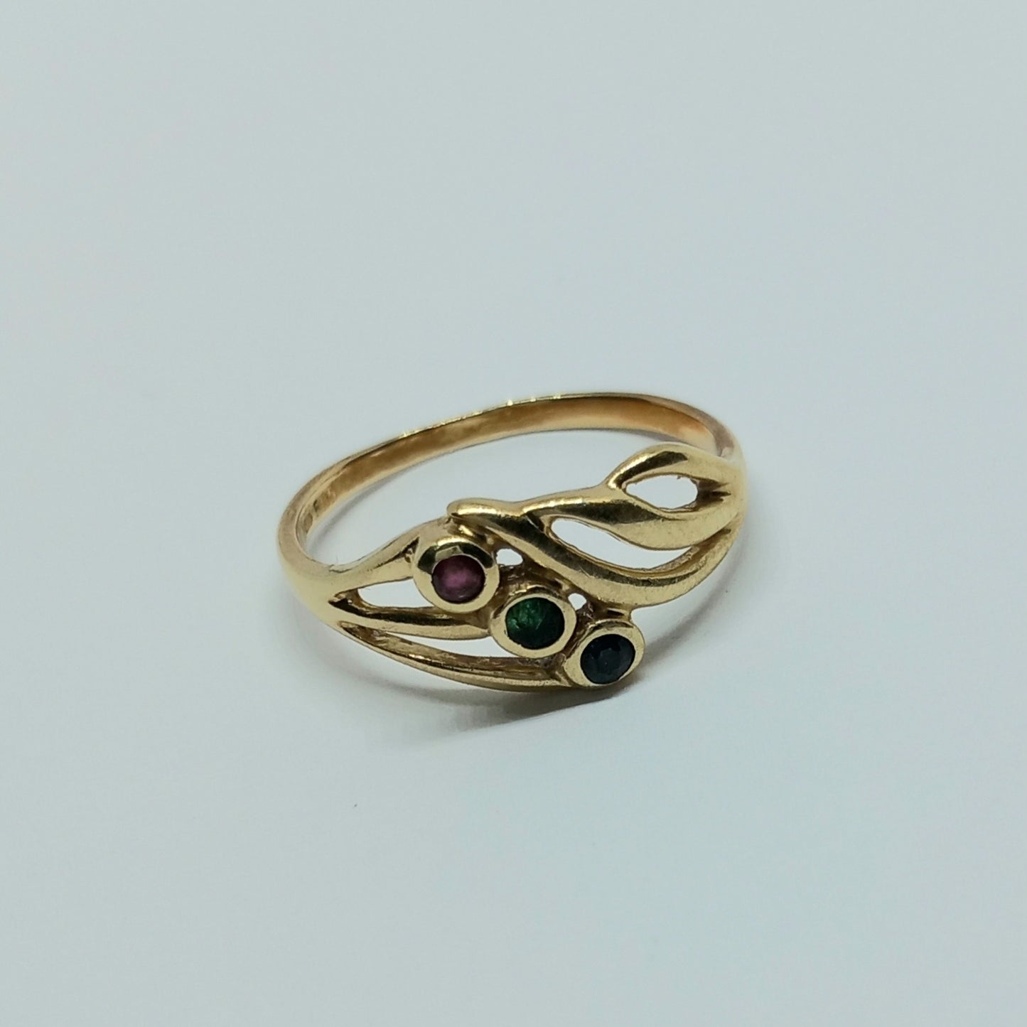 Zlatý prsten 14k 585/1000 - zlato žluté - použité - vel. 57