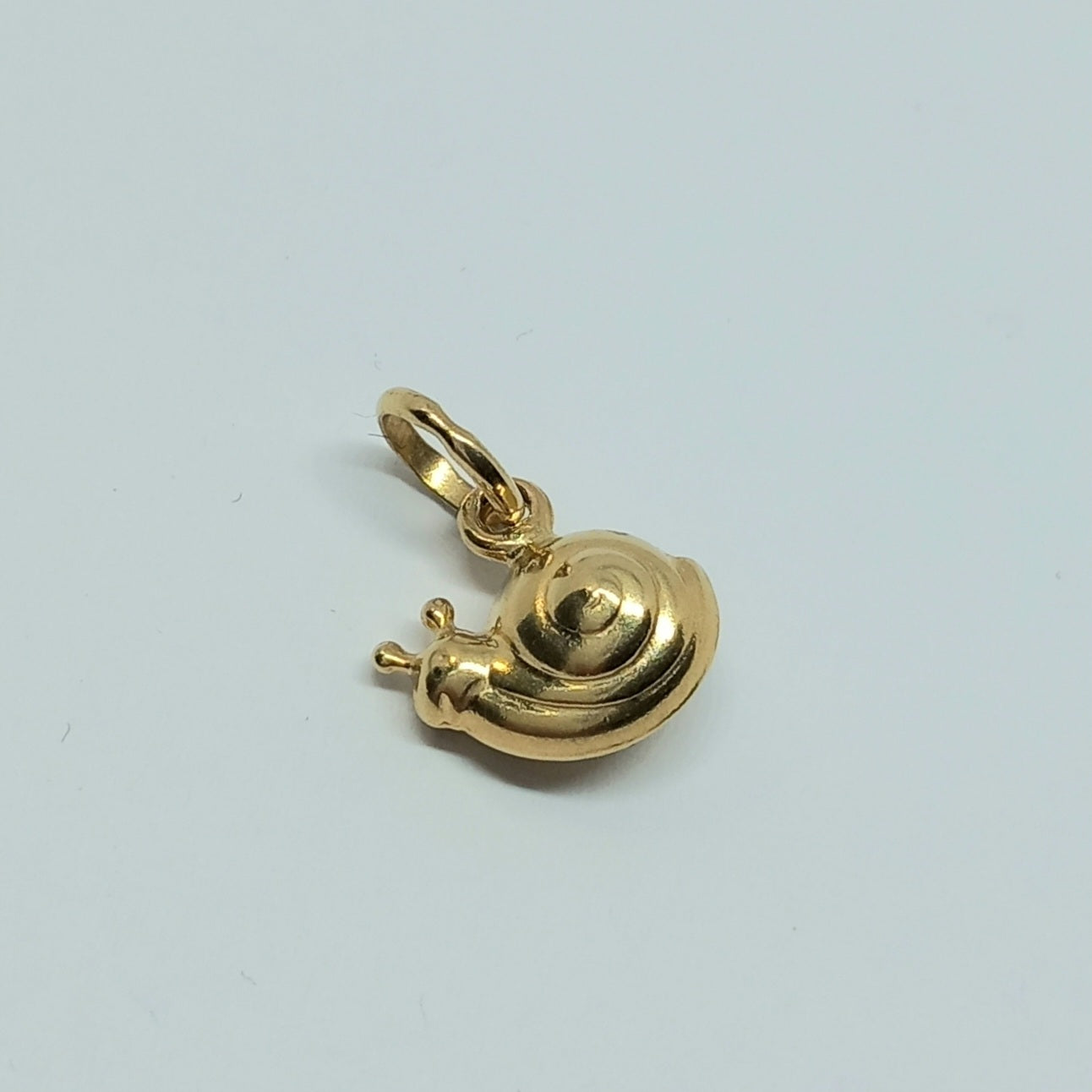 Zlatý přívěšek 14k 585/1000 Šnek - zlato žluté - jako nové