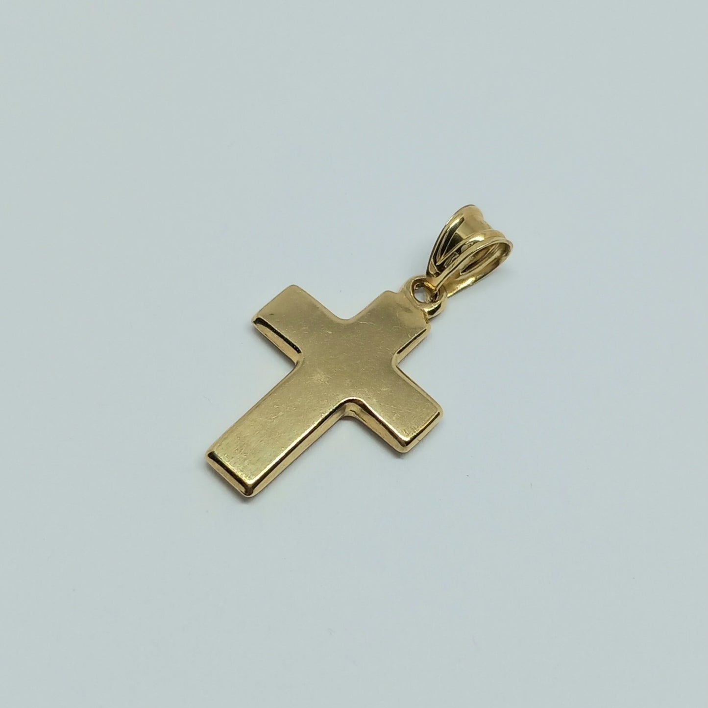 Zlatý přívěšek 14k 585/1000 Kříž - zlato žluté - nové