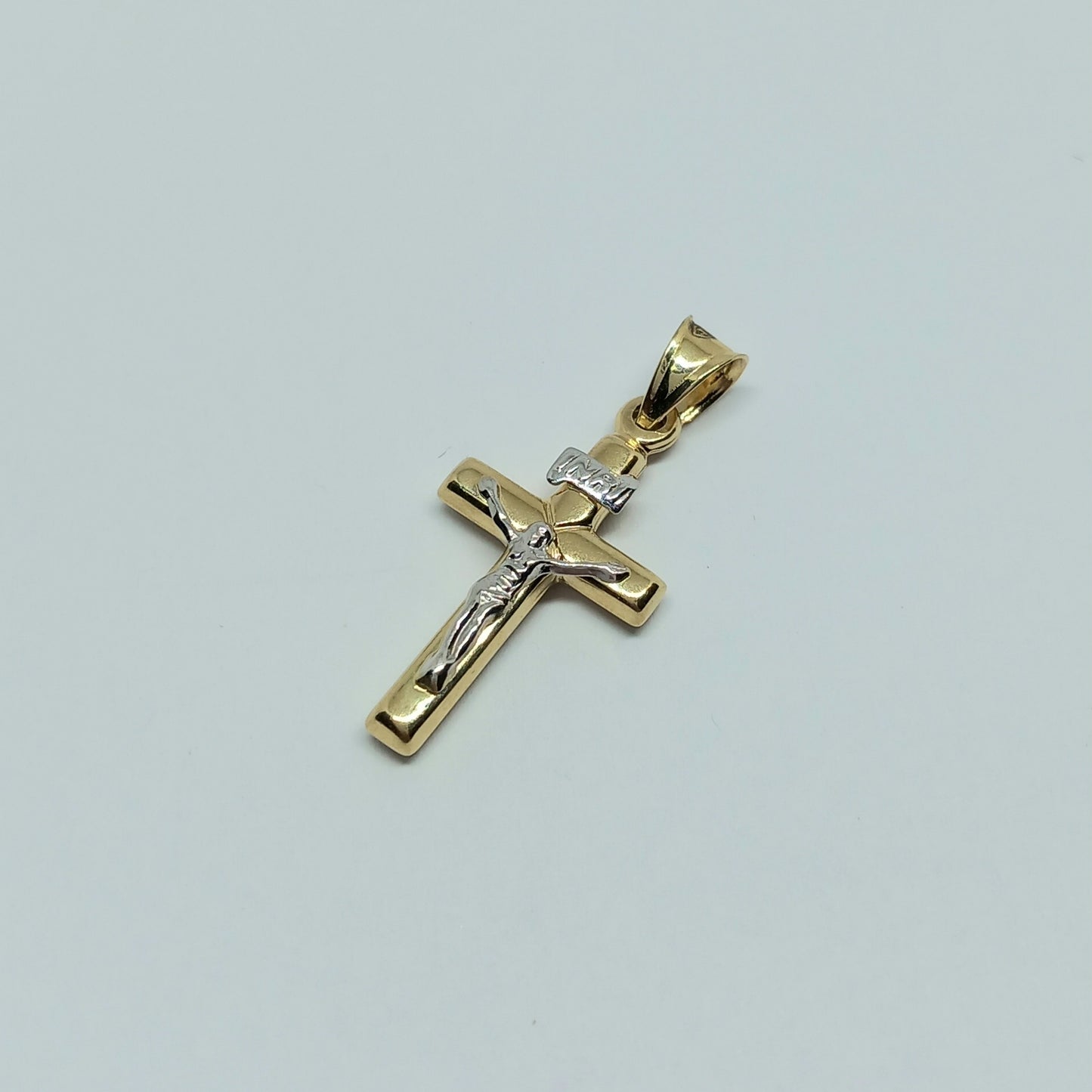 Zlatý přívěšek 14k 585/1000 Kříž - zlato žluté a bílé - nové