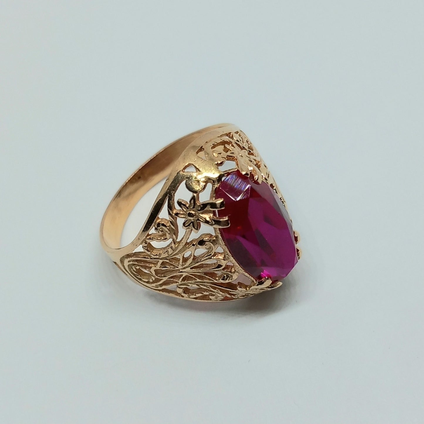 Zlatý prsten 14k 585/1000 - zlato růžové - použité - vel. 57