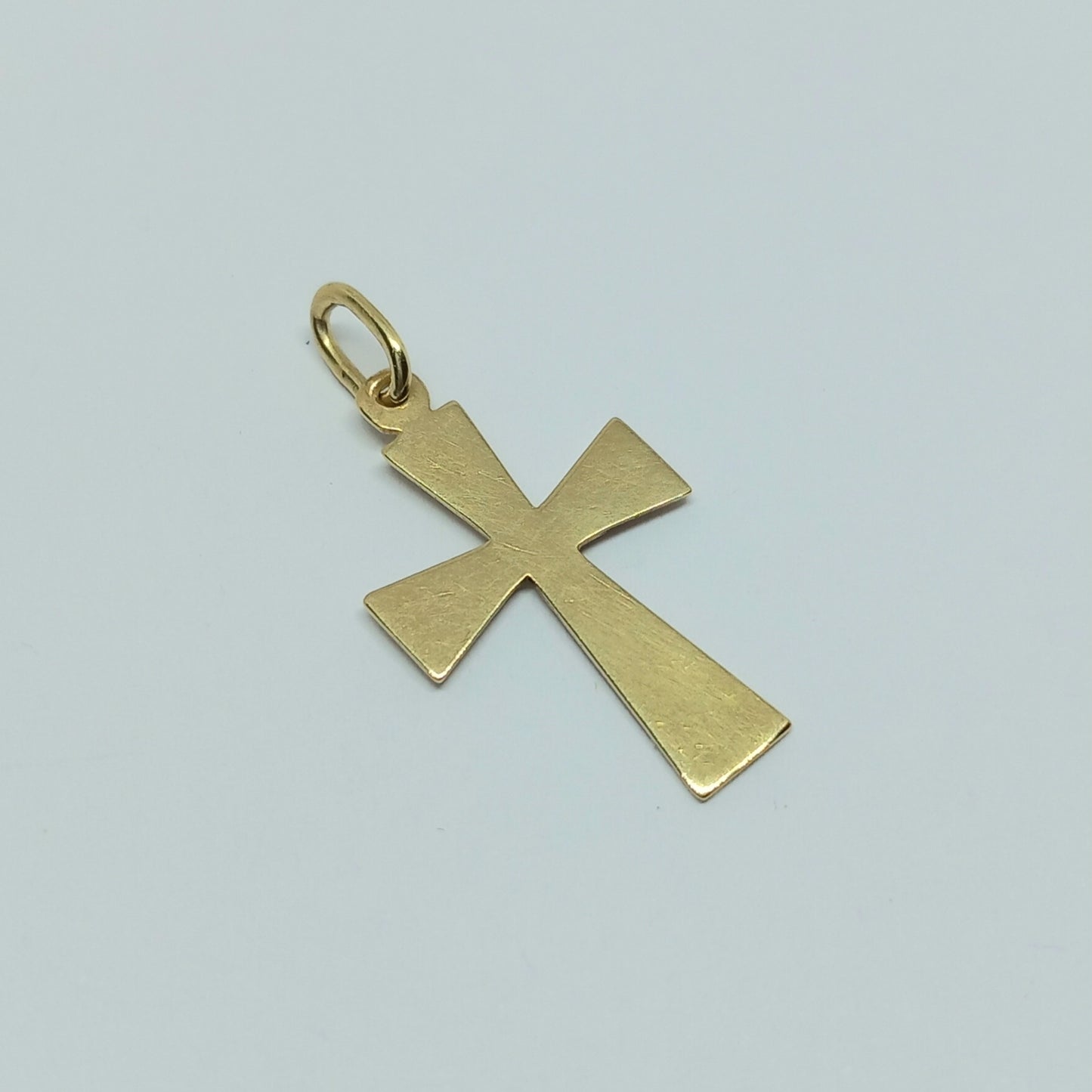 Zlatý přívěšek 14k 585/1000 Kříž - zlato žluté - použité