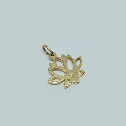 Zlatý přívěšek 14k 585/1000 Lotos - zlato žluté - použité