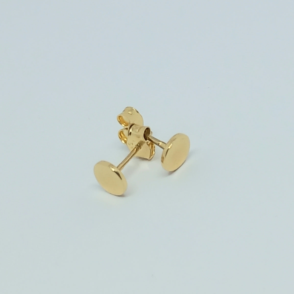 Náušnice ze žlutého zlata 14k . Pecky . 0,69g . stav A1