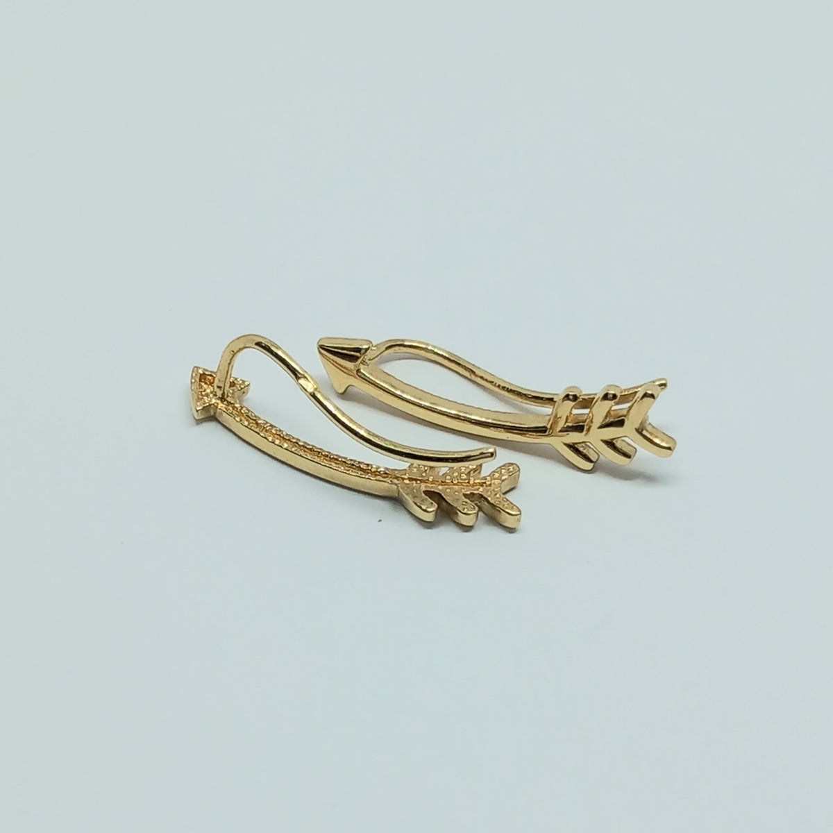 Náušnice ze žlutého zlata 14k . Visací . 1,86g . stav A1