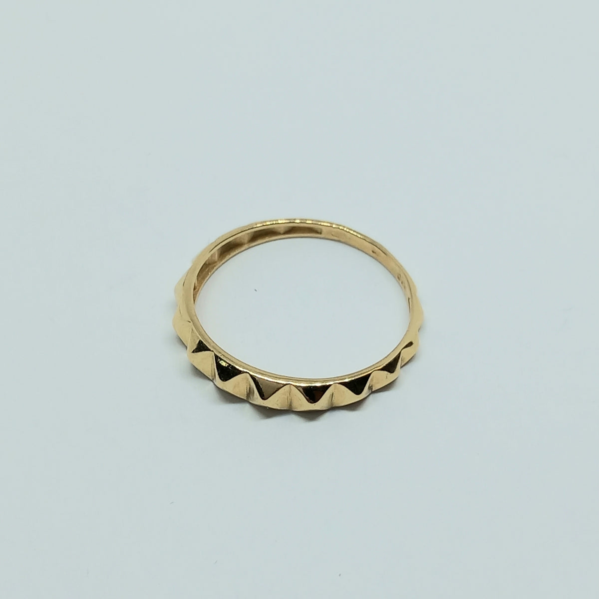 Dámský prsten ze žlutého zlata 14k . vel. 55 . 1,16g . stav A1