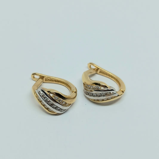 Náušnice ze žlutého a bílého zlata 14k . Visací . 2,58g . stav A1