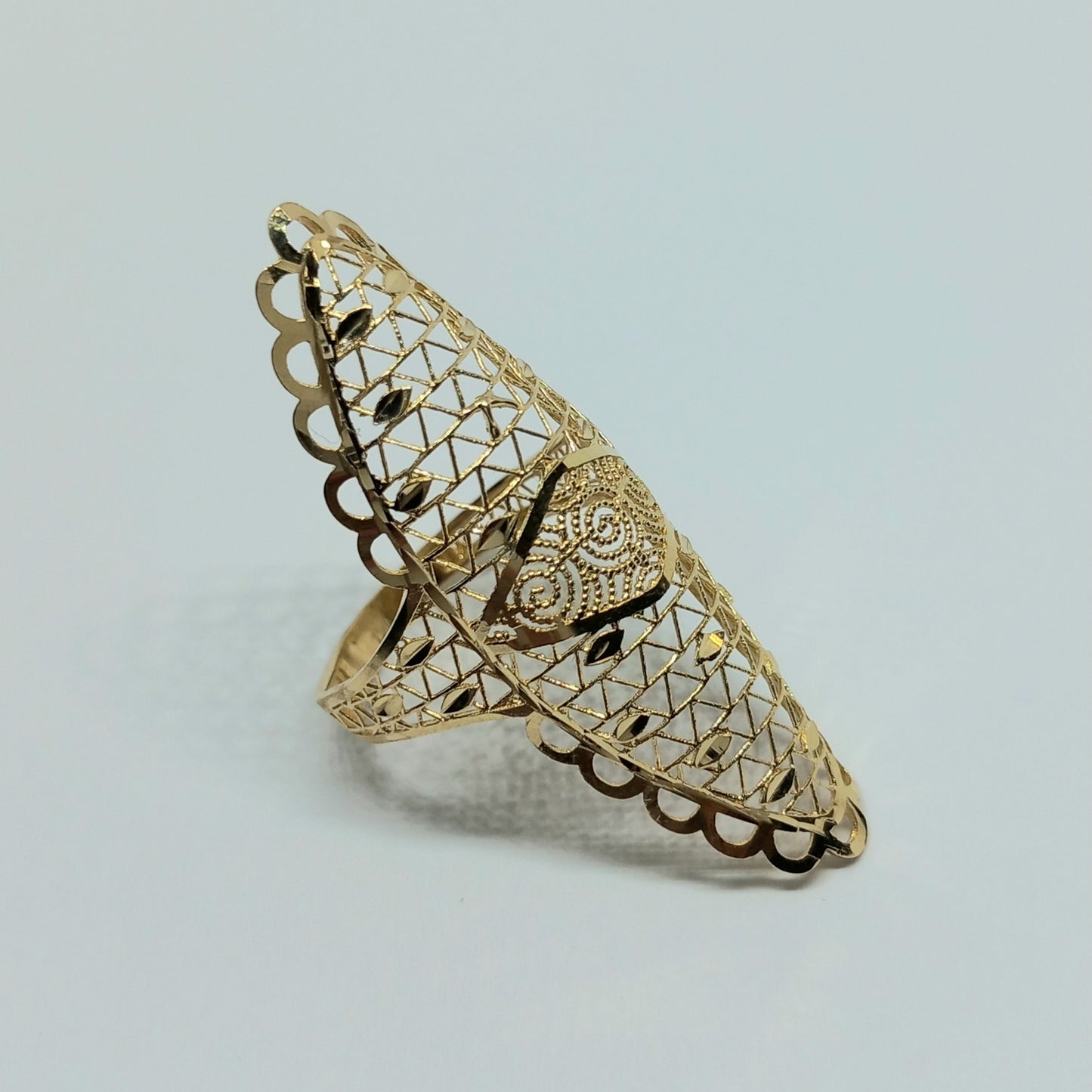 Zlatý prsten 14k 585/1000 - zlato žluté - použité - vel. 58