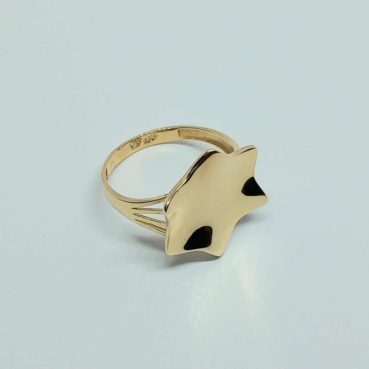Dámský prsten ze žlutého zlata 14k . vel. 58 . 2,96g . stav A1