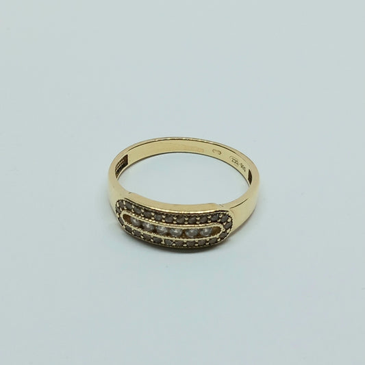 Dámský prsten ze žlutého zlata 14k . vel. 56 . 2,42g . stav B