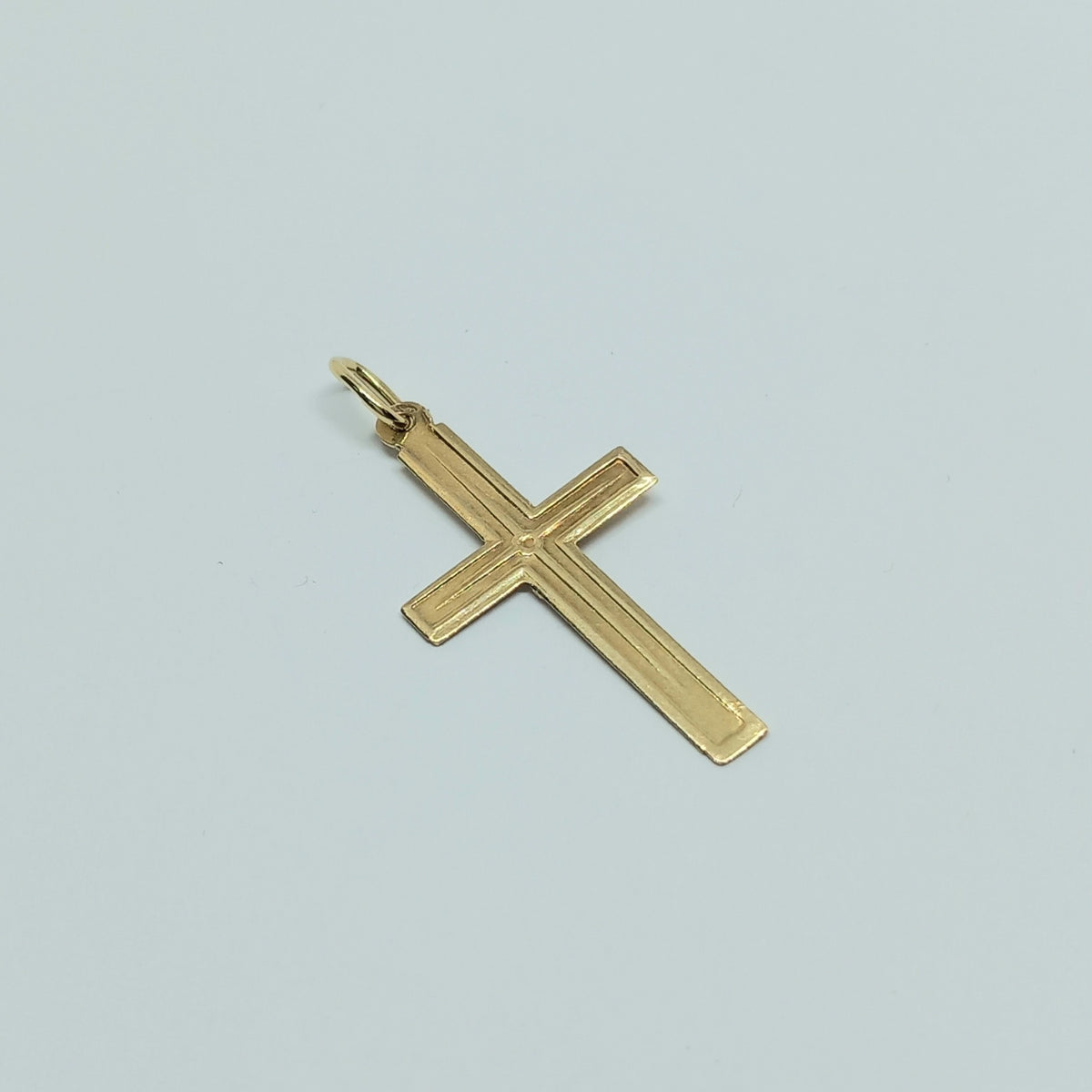 Zlatý přívěšek ze žlutého zlata 14k . Kříž . 0,61g . stav B