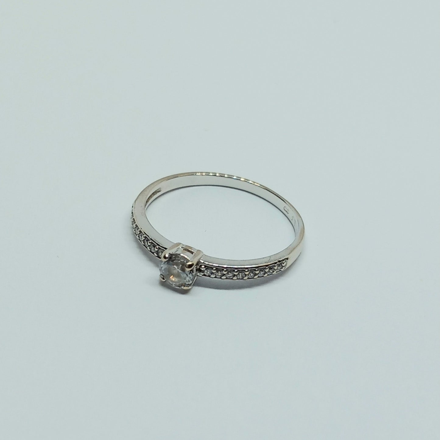 Zlatý prsten 14k 585/1000 - zlato bílé - použité - vel. 54