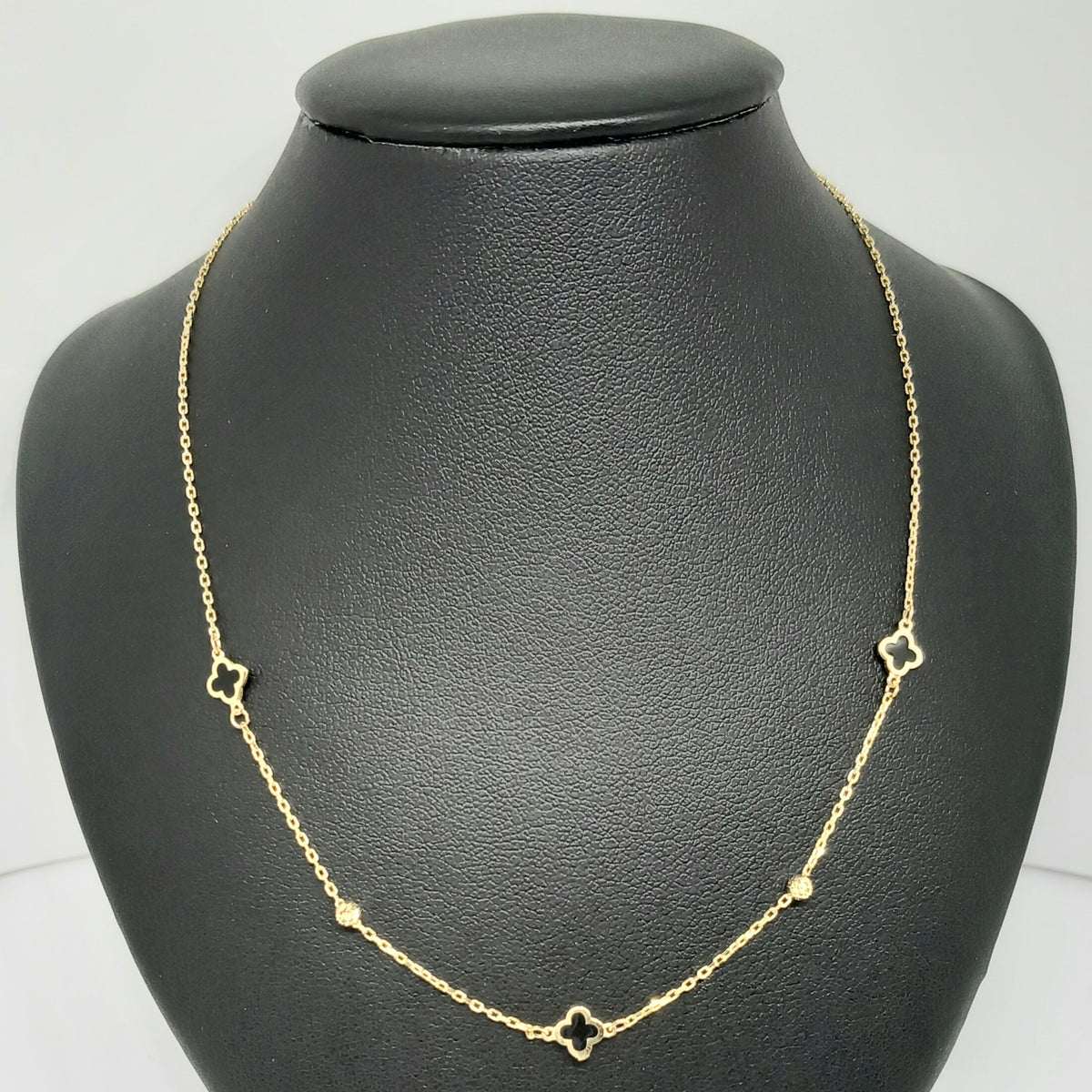 Dámský řetěz ze žlutého zlata 14k . 1,62g . 44,5cm . stav A