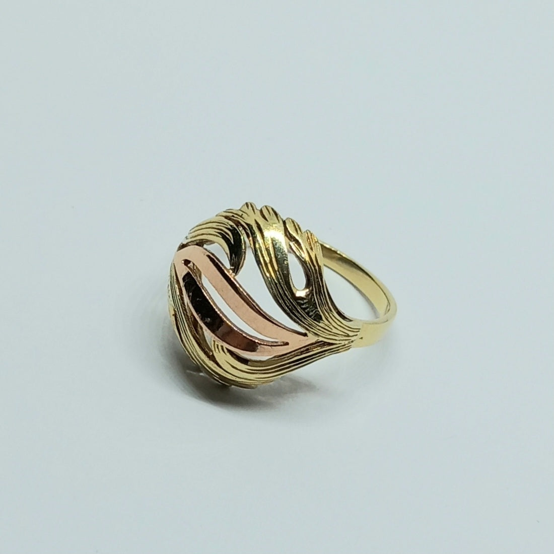 Zlatý prsten ze žlutého a růžového zlata 14k . vel. 54 . 3,28g . stav B