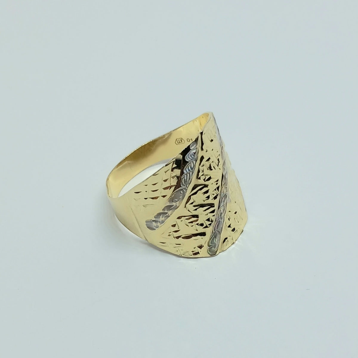 Dámský prsten ze žlutého a bílého zlata 14k . vel. 58 . 2,70g . stav B