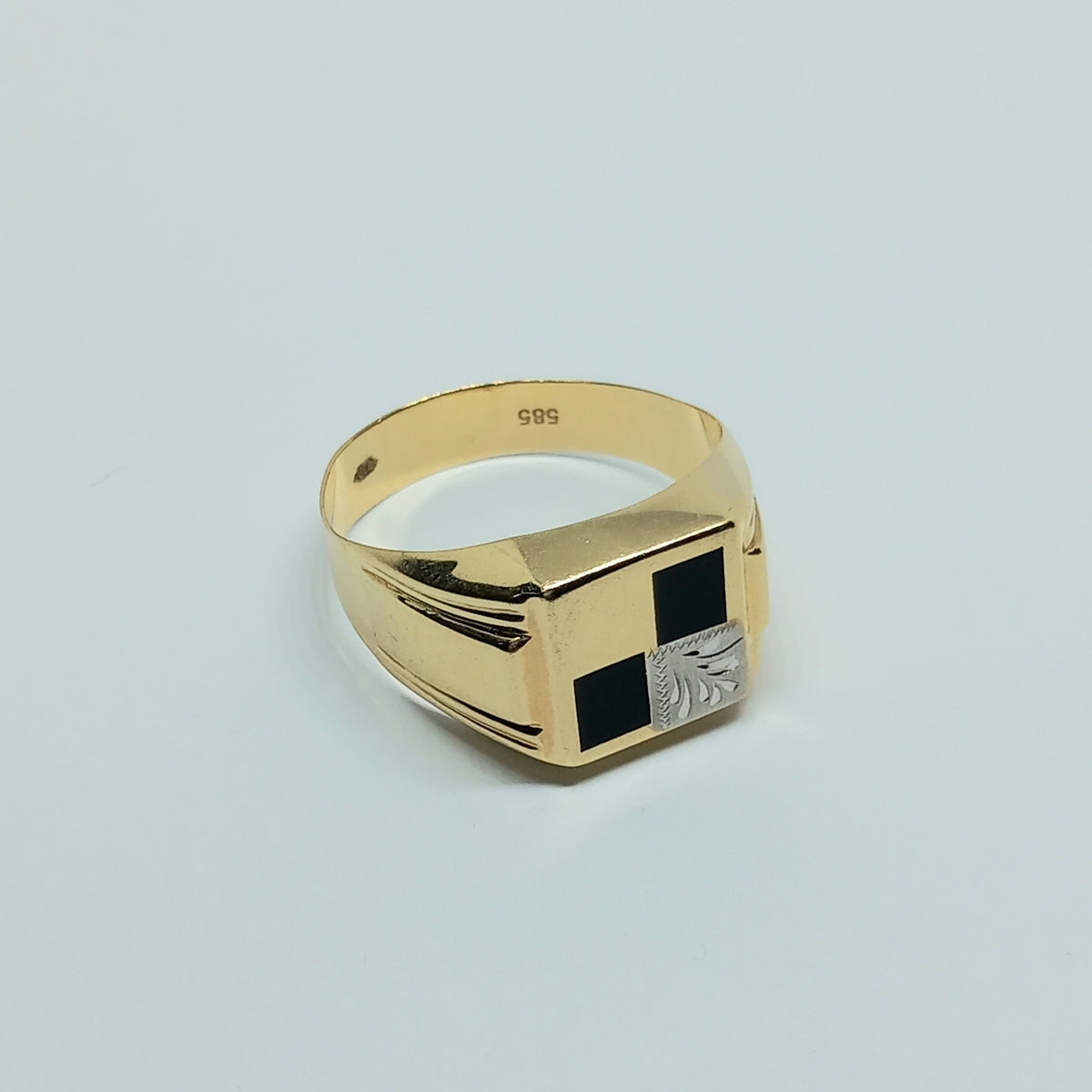 Pánský prsten ze žlutého a bílého zlata 14k . vel. 69 . 4,68g . stav A1