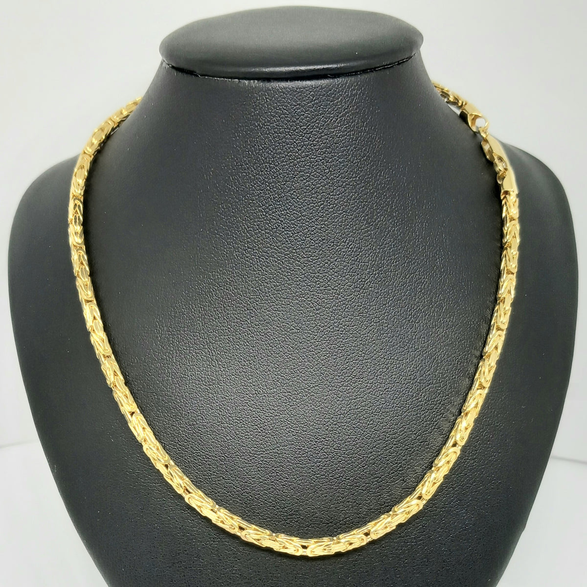 Řetěz ze žlutého zlata 14k . Královský . 55cm . 12,50g . stav A1