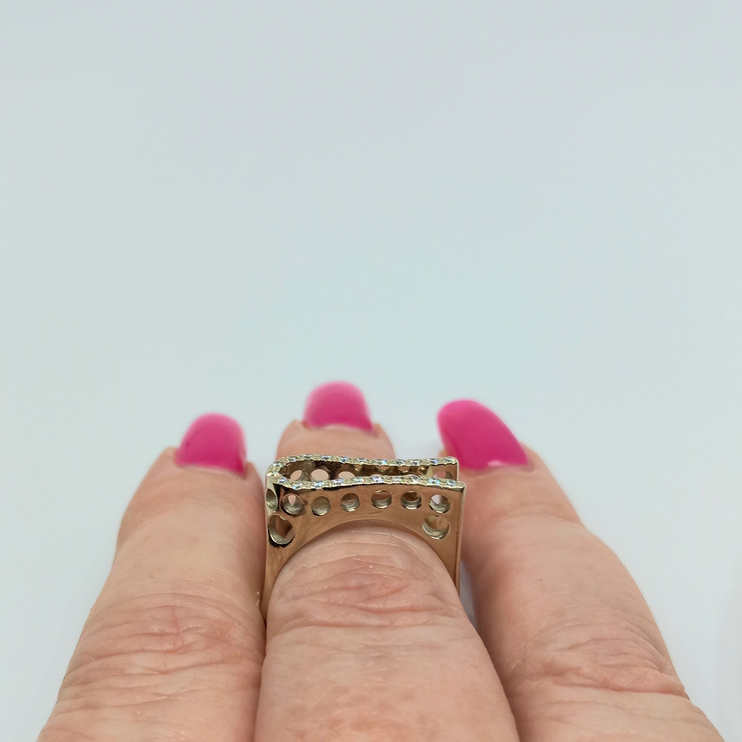 Zlatý prsten 14k 585/1000 - zlato bílé - použité - vel. 58