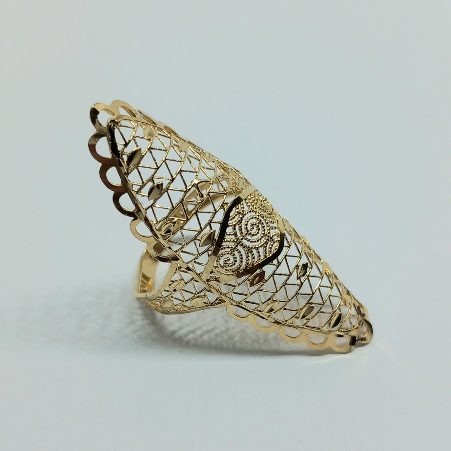 Zlatý prsten 14k 585/1000 - zlato žluté - použité - vel. 58