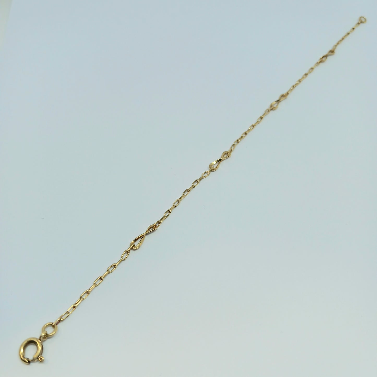 Dámský náramek ze žlutého zlata 14k . 18,5cm . 1,63g . stav B