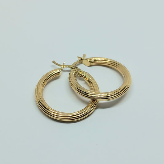 Náušnice ze žlutého zlata 14k . Kruhy . 2,65g . stav A1