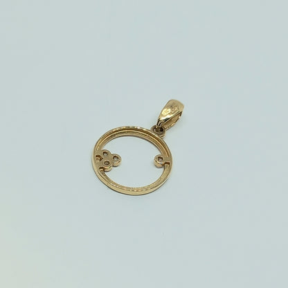 Přívěšek ze žlutého zlata 14k . 0,57g . stav A1