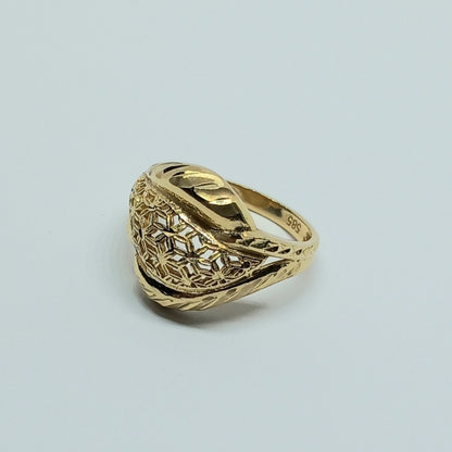 Dámský prsten ze žlutého zlata 14k . vel. 56 . 3,54g . stav B