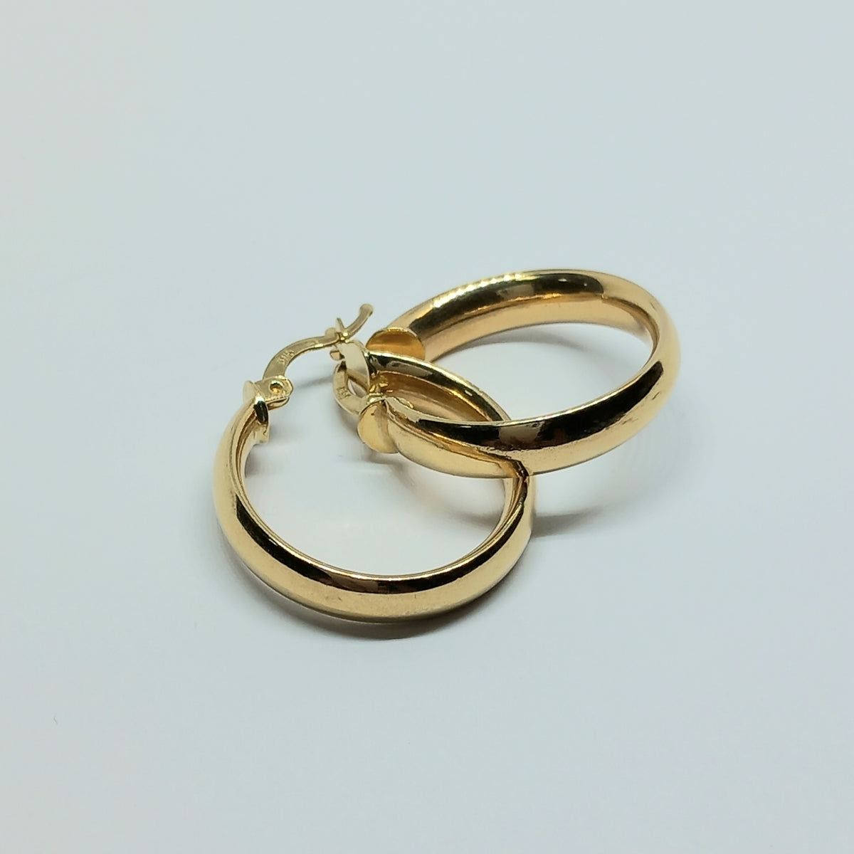 Náušnice ze žlutého zlata 14k . Kruhy . 3,45g . stav A1